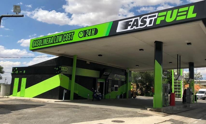 La cadena de gasolineras lowcost Fast Fuel alerta que el Gobierno está