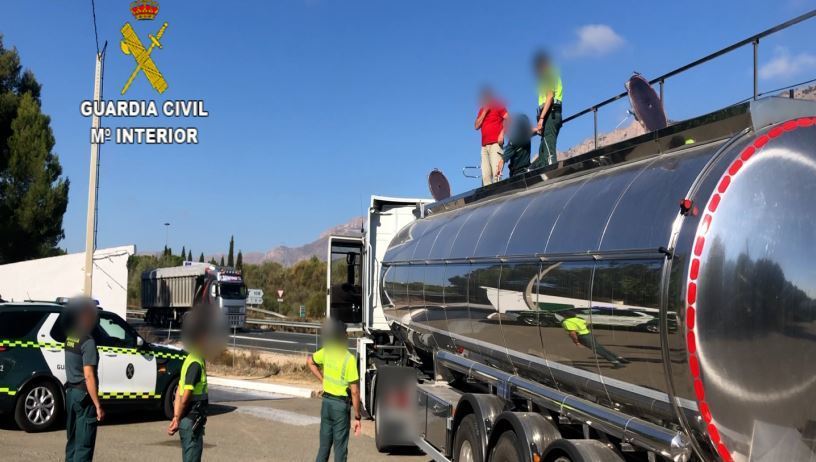 10-detenidos-investigados-transporte-ilegal-productos-alimenticios