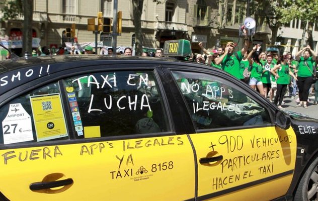 /></p><p>Una situación que para el abogado de los taxistas supone que “MyTaxi actúa como un operador sin tener licencia -pues actúa como intermediario entre cliente y taxista cobrando por ello-, pero también porque los descuentos que aplican suponen una intervención en las tarifas compitiendo deslealmente a un precio inferior al establecido por la ley