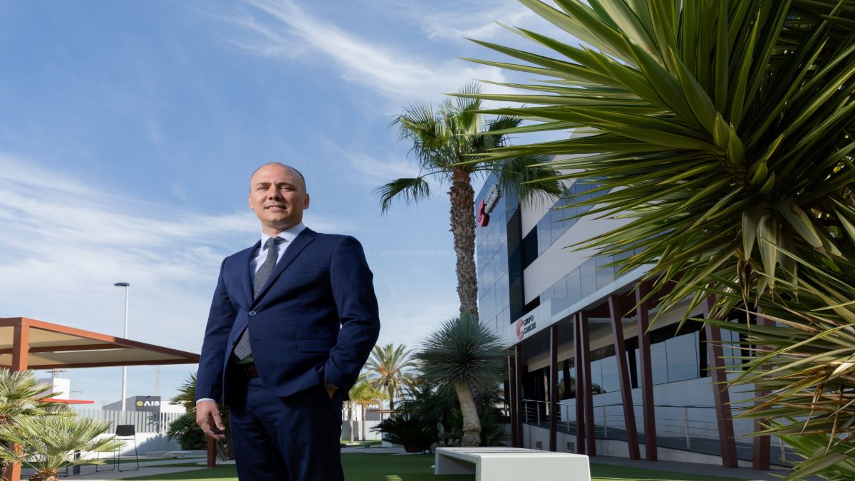 Demetrio Lajarín, director de la unidad de Transporte de Grupo Caliche. Foto: Grupo Caliche