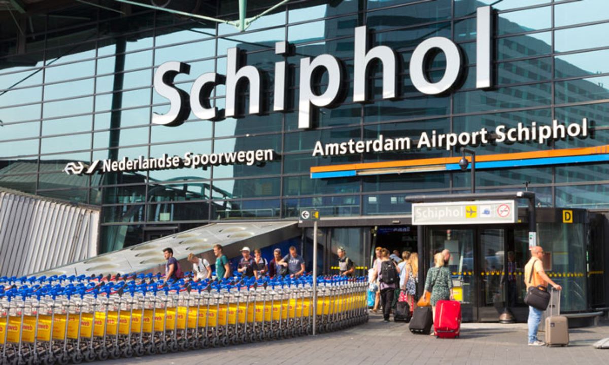 Foto de archivo del aeropuerto Ámsterdam-Schiphol