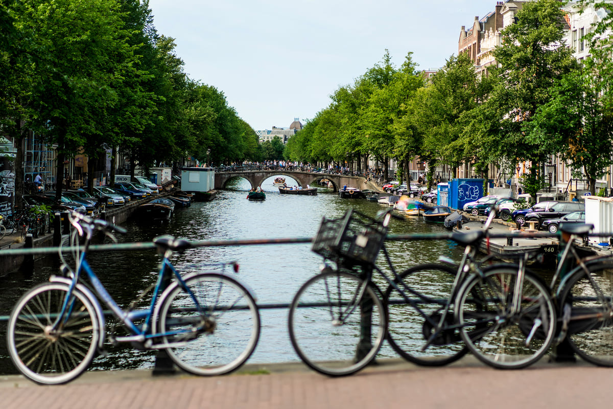 Ámsterdam sobre ruedas, una ciudad para ver en bicicleta