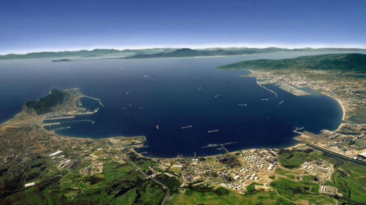 Imagen de la Bahía de Algeciras, donde se halla el Parque Energético de San Roque. Foto Cepsa