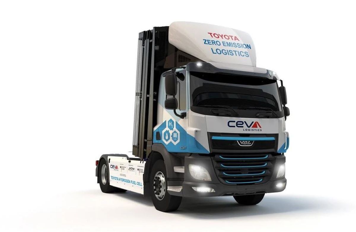 Imagen del camión de hidrógeno de Toyota Motor Europe para CEVA Logistics