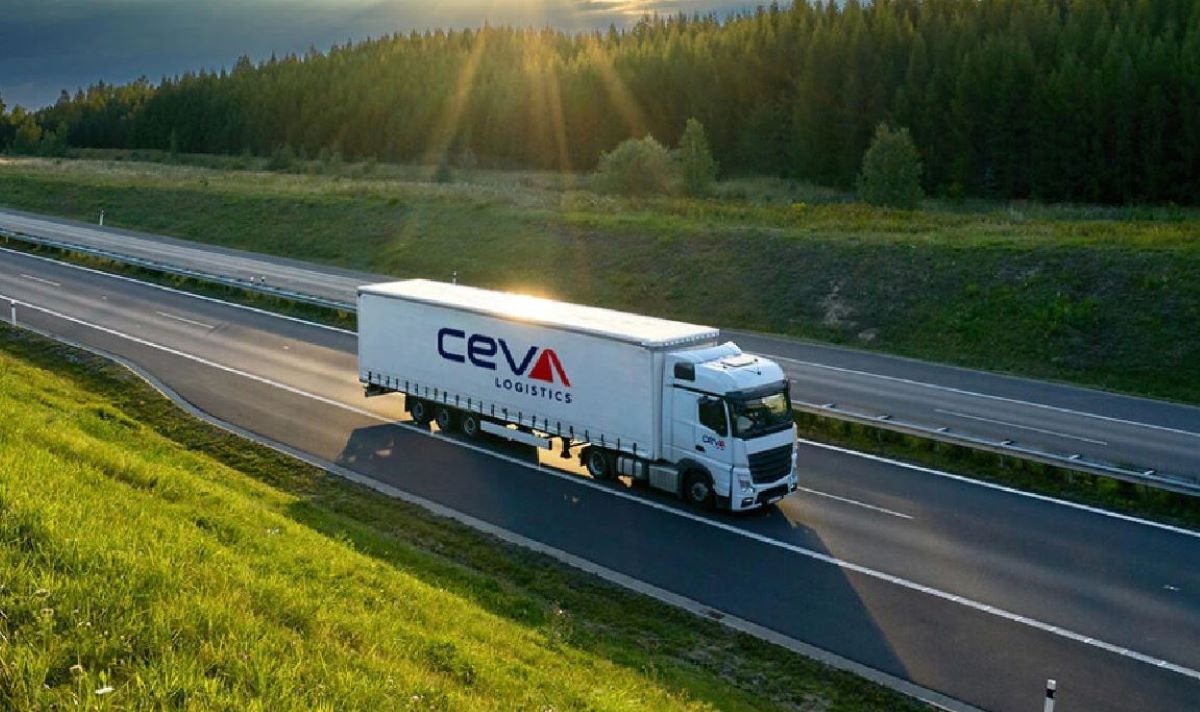 Imagen de un camión de CEVA Logistics. Foto de archivo