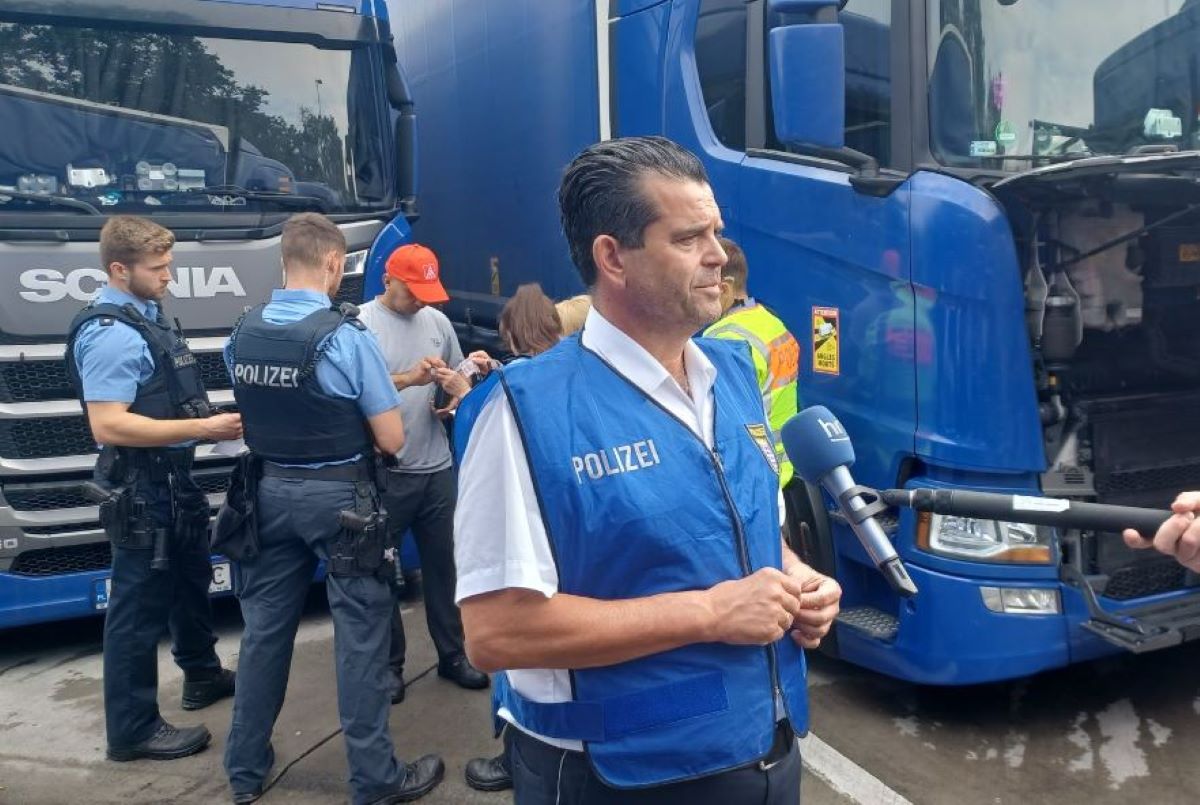 Imagen de la policía en el área de Gräfenhausen. Foto: Twitter Edwin Atema