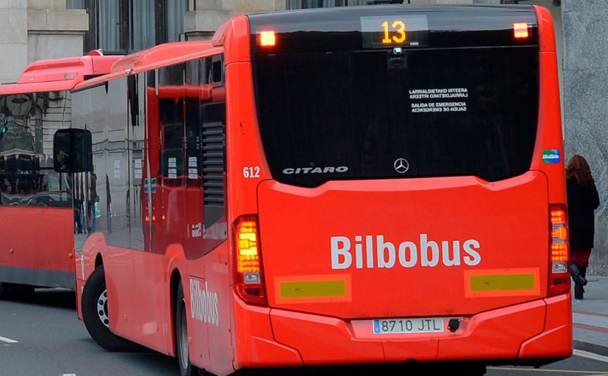 Imagen de un autobús de Bilbobus. Foto de archivo