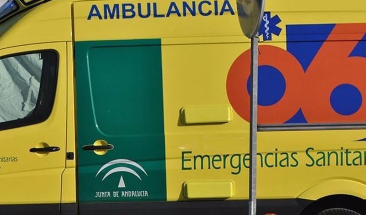 Imagen de una ambulancia de Andalucía. Foto de archivo