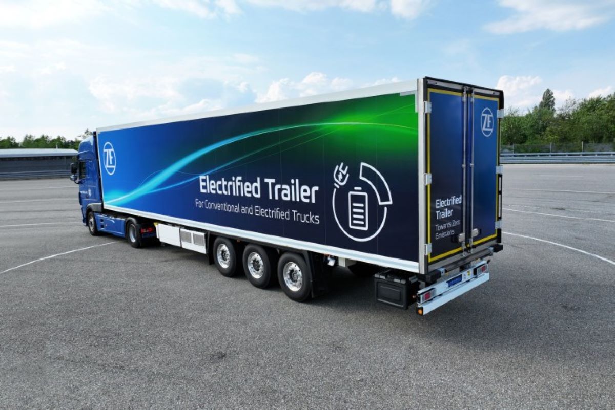 Nuevo concepto: el remolque electrificado de ZF. El sistema: solución completa para la electrificación de remolques de ZF. El eje motriz eléctrico ZF AxTax 2.