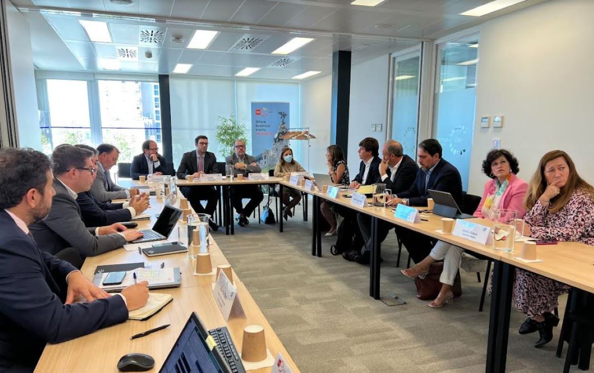 Imagen de al reunión de la Comunidad de Madrid y el CEL. Foto: CEL