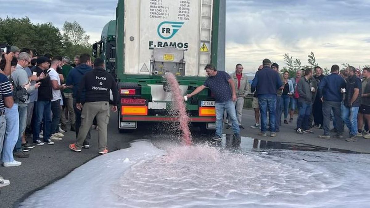 Imagen de ataque a un camion español. Foto. CETM