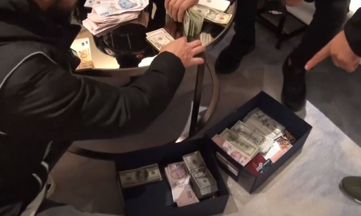 Imagen del dinero incautado el jefe del cártel de traficantes de droga. Foto: Vídeo Europol