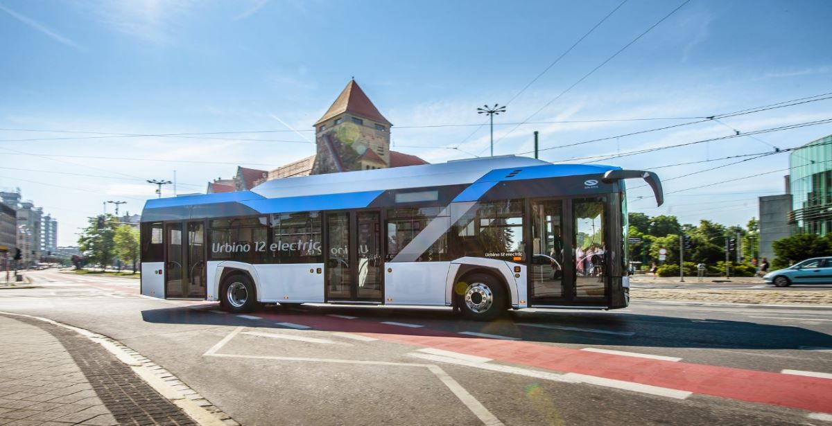 Autobús Urbino 12 eléctrico. Foto: Solaris