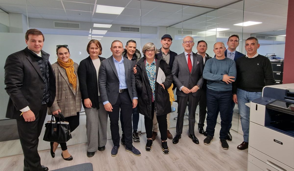 Junta directiva de Direbus. Foto: Direbus