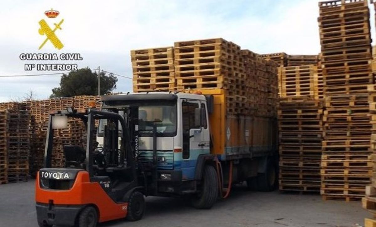 Desarticulado un grupo dedicado a estafar mediante la compra y venta de europalés. Foto: Guardia Civil