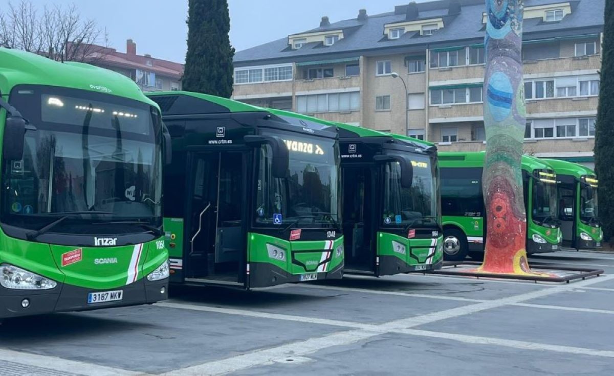 Imagen de los autobuses híbridos Scania. Foto: Scania Hispania
