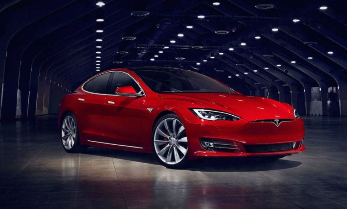 Imagen de un automóvil Tesla. Foto de archivo