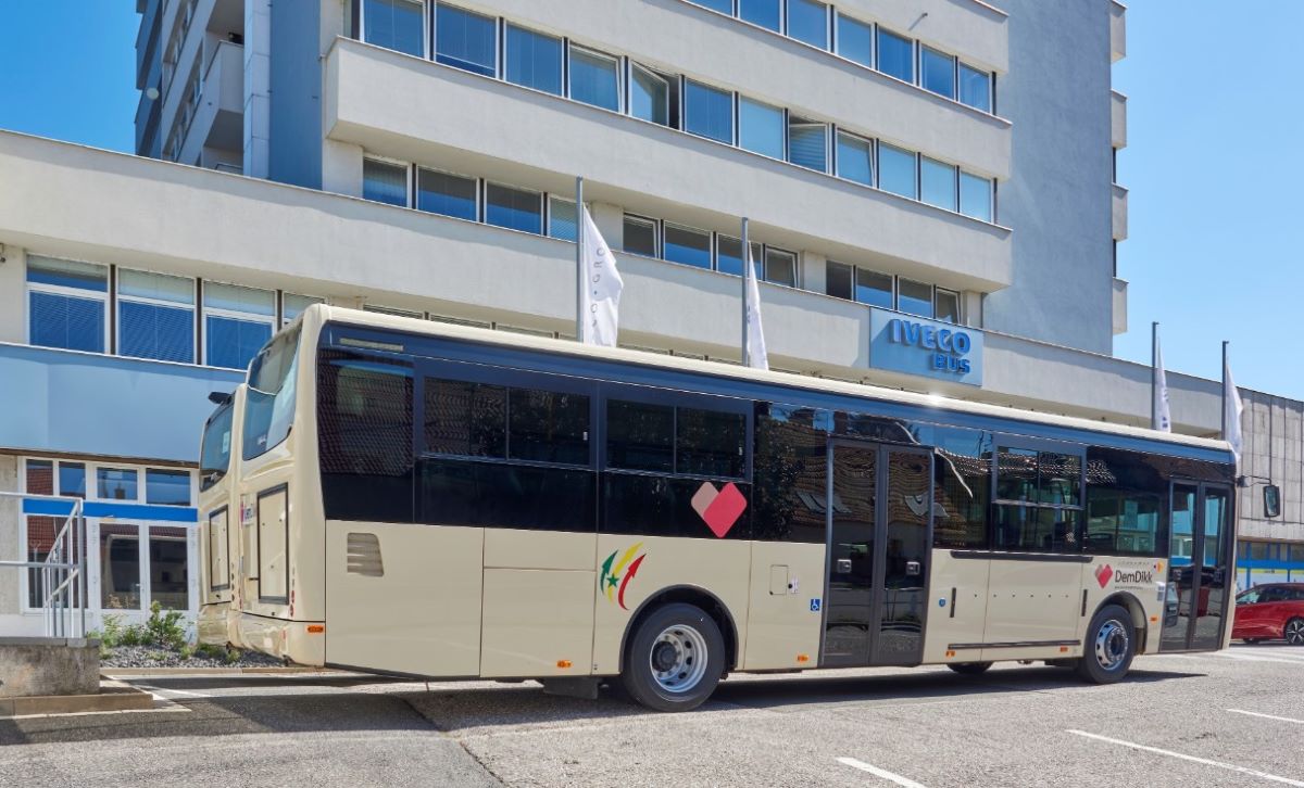 Imagen de un autobús CROSSWAY. Foto: Iveco Bus