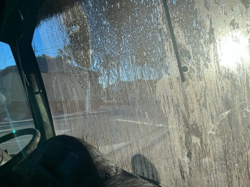 Imagen del interior del autobús atacado