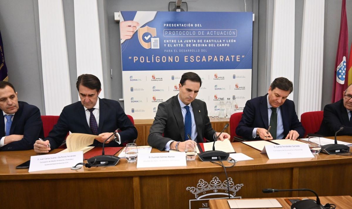 Firma del Protocolo de Colaboración. Foto: Junta de Castilla y León