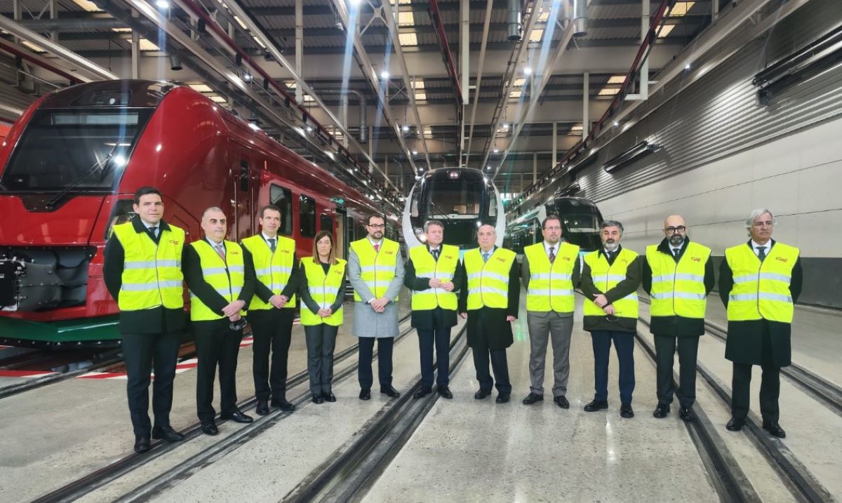 Visita a la factoría de CAF. Foto: Ministerio de Transportes