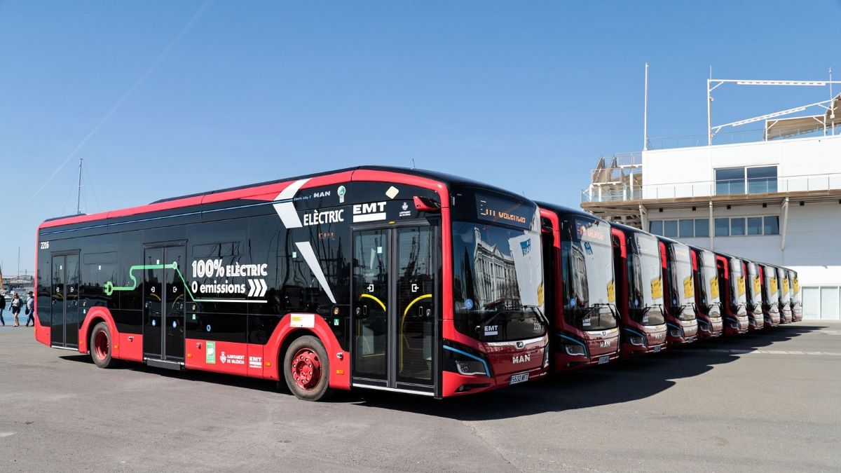 Imagen de autobuses eléctricos de EMT Valencia. Foto: EMT Valencia