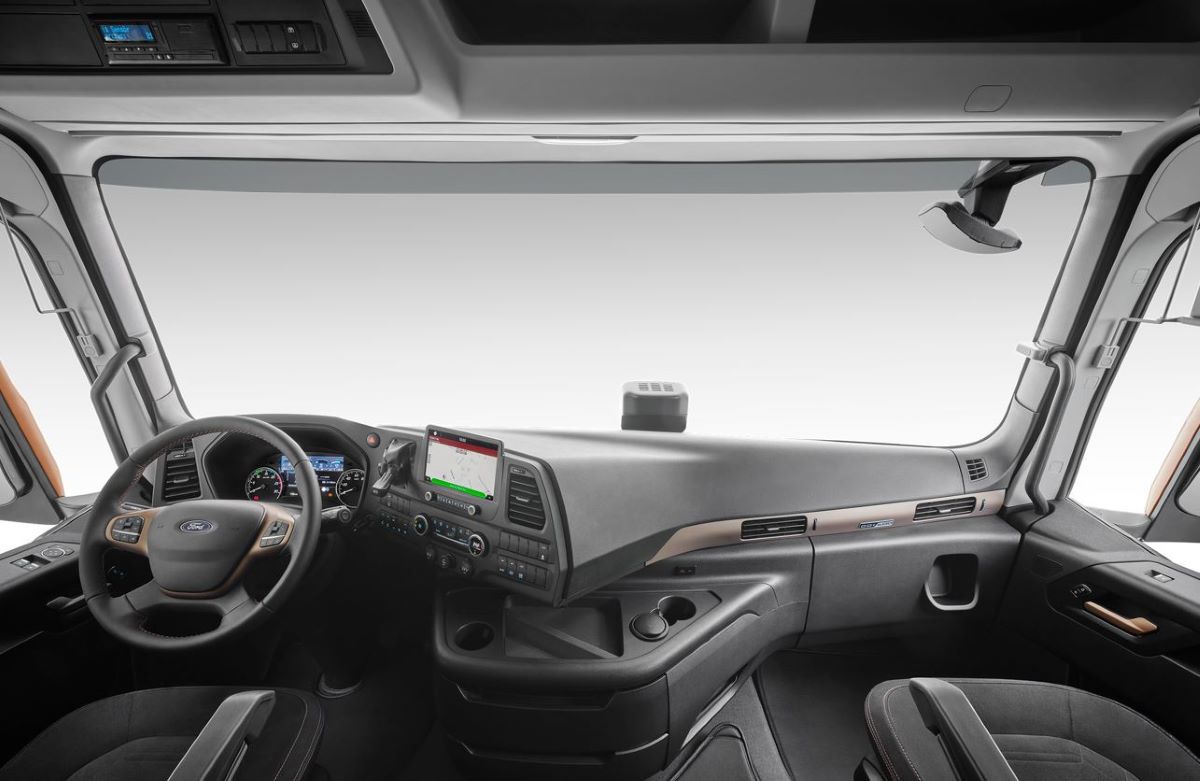 Imagen del interior de la cabina del F-MAX Select. Ford Trucks