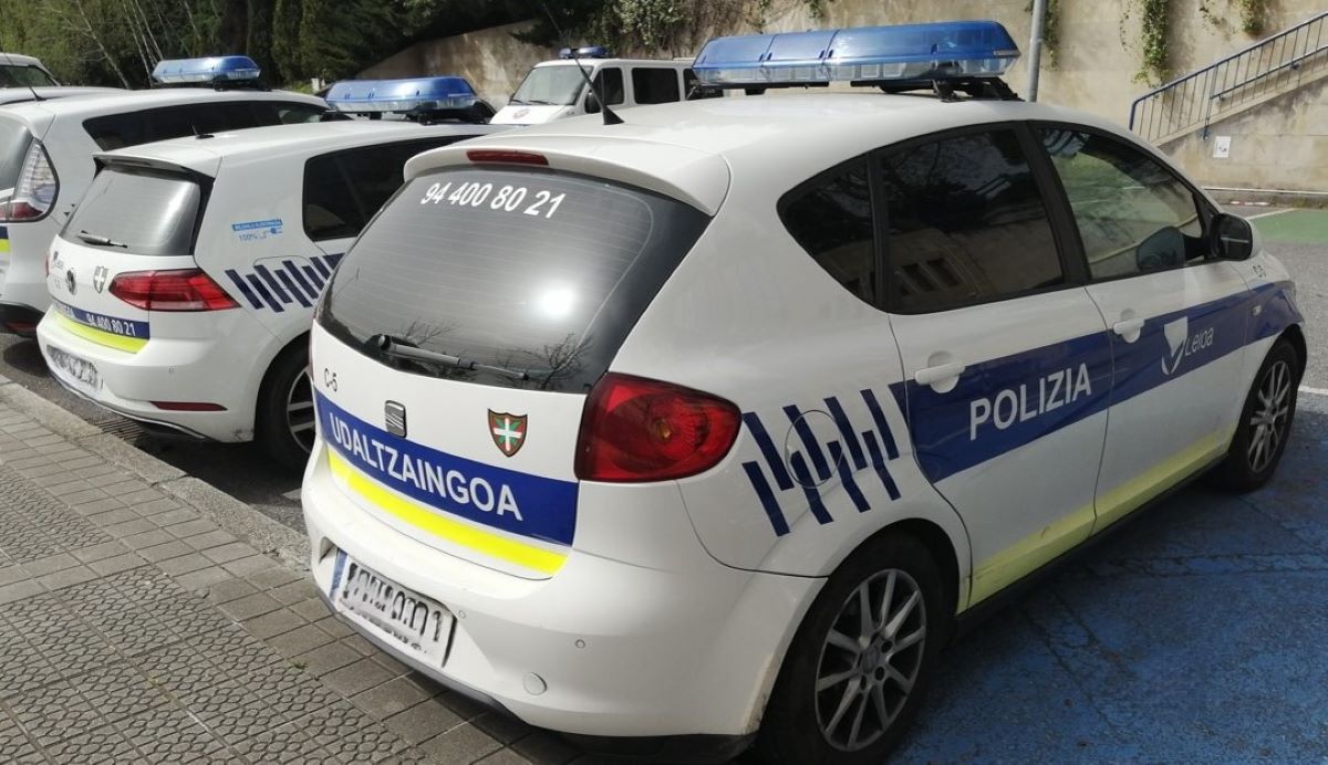 Coches patrulla de la Policía Local. Foto: Ayuntamiento de Leioa