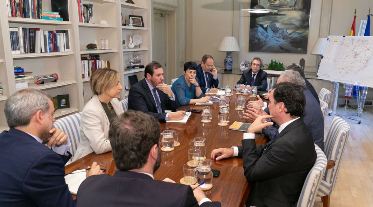 Imagen de la reunión. Foto: Ministerio de Transportes y Movilidad Sostenible