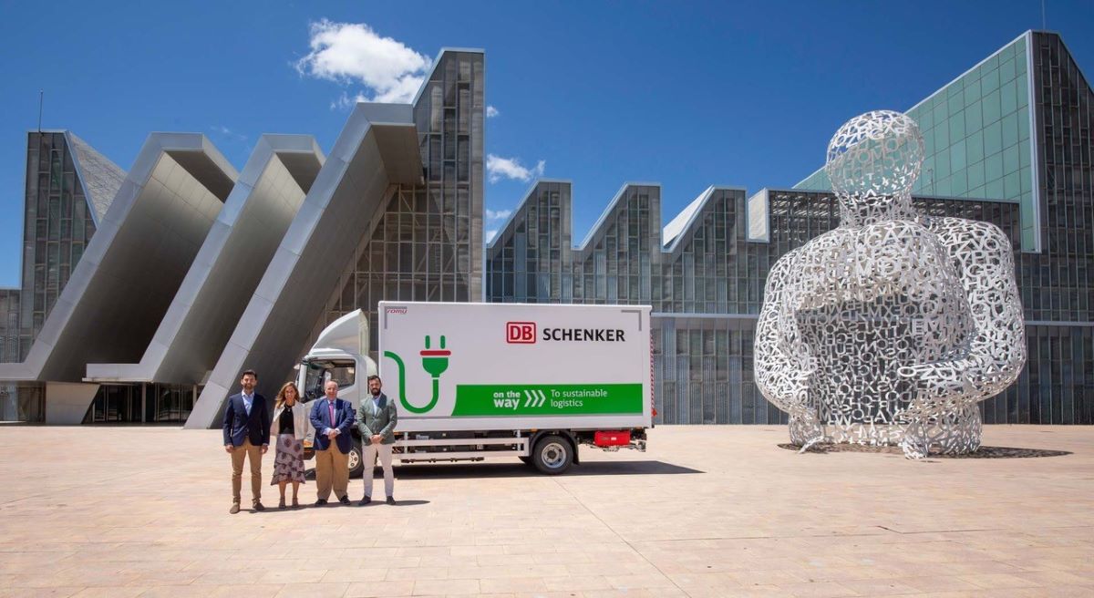 Presentación del camión eléctrico. Foto: DB Schenker