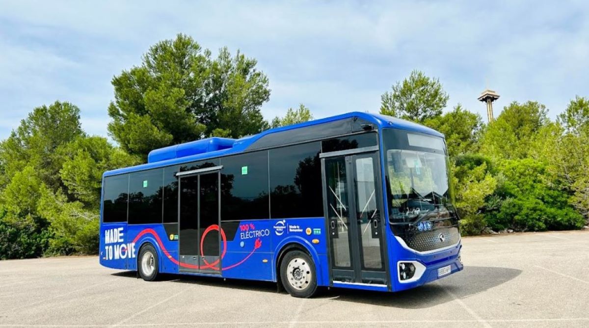 Autobús eléctrico King Long. Foto: PortAventura World