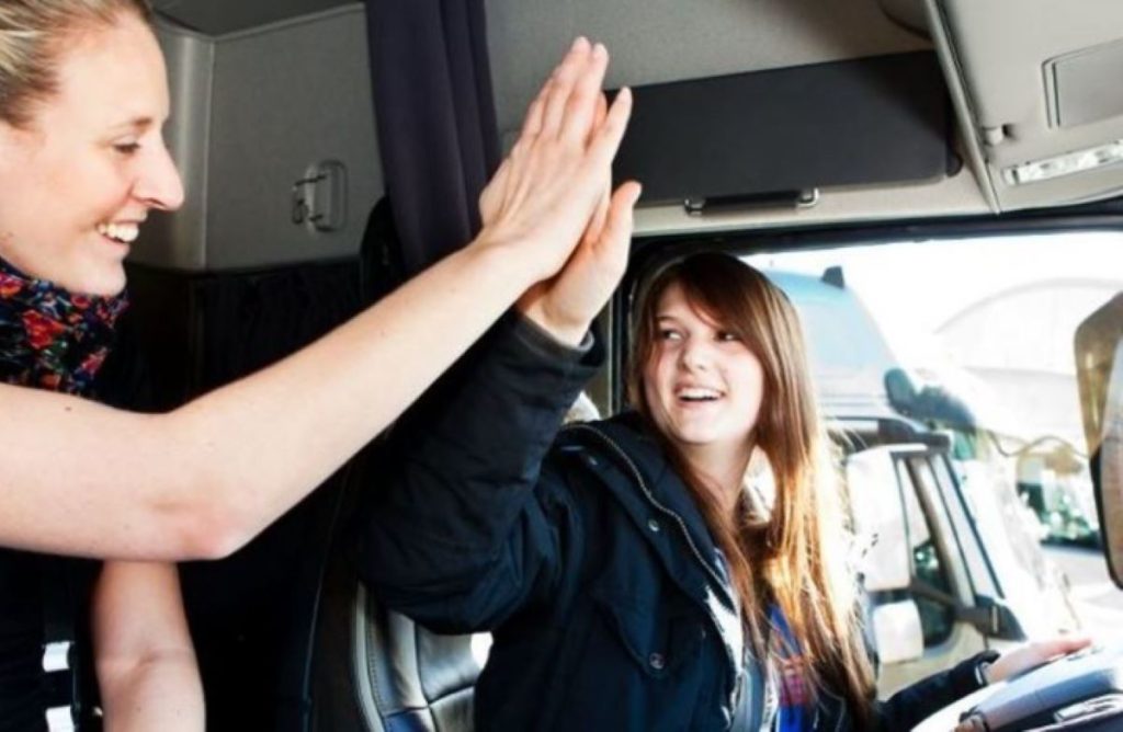 CETM considera insuficientes las ayudas para los carnés de los nuevos conductores