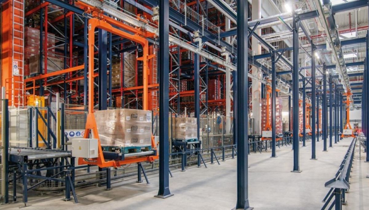 Almacén de PepsiCo en Polonia. Foto: Mecalux
