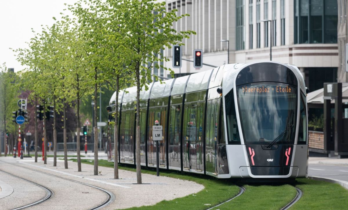 Imagen de un tranvía Urbos. Foto: CAF