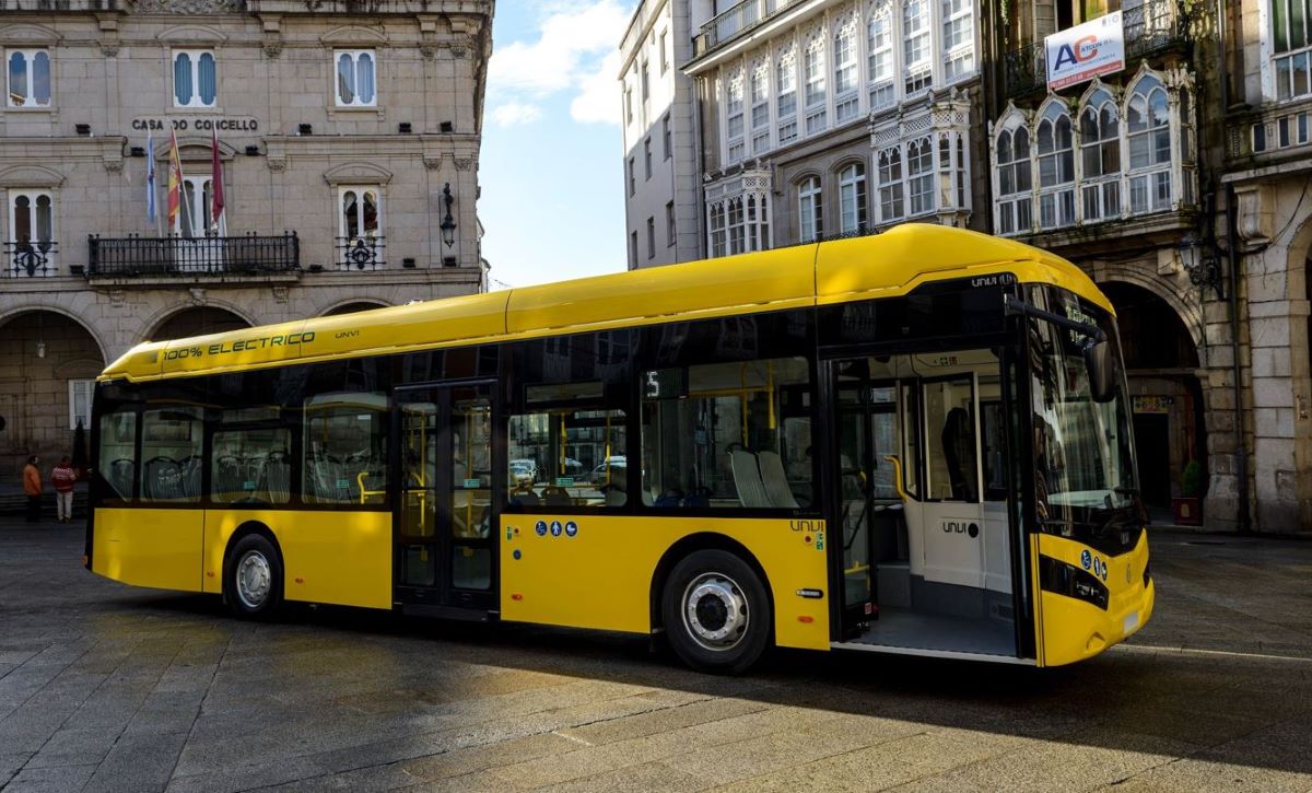 Imagen de un autobús del transporte urbano de Ourense. Foto de archivo