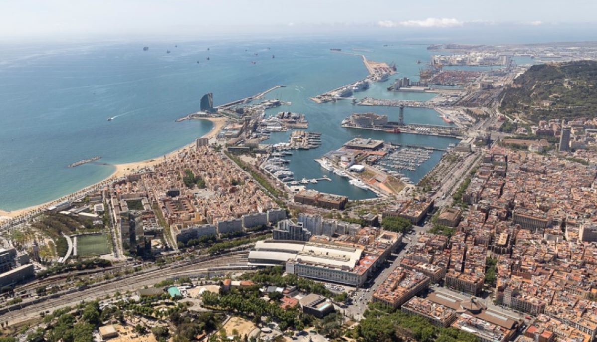 Vista general del Port de Barcelona. Foto: TotalEnergies/Port de Barcelona