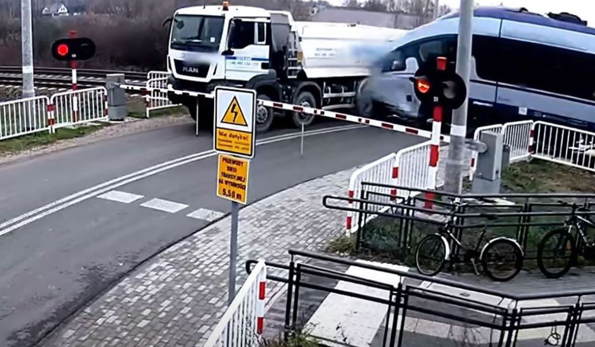 Foto vídeo: PKP Polskie Linie Kolejowe SA