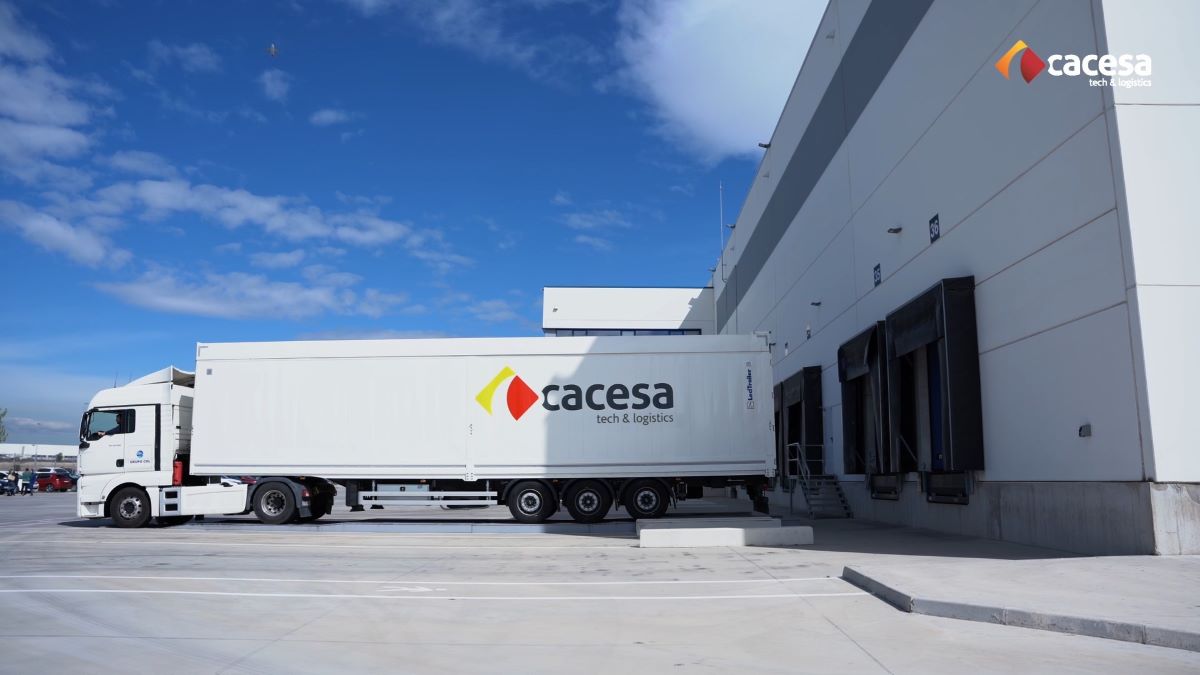 Imagen de un camión de CACESA. Foto: Grupo CTT