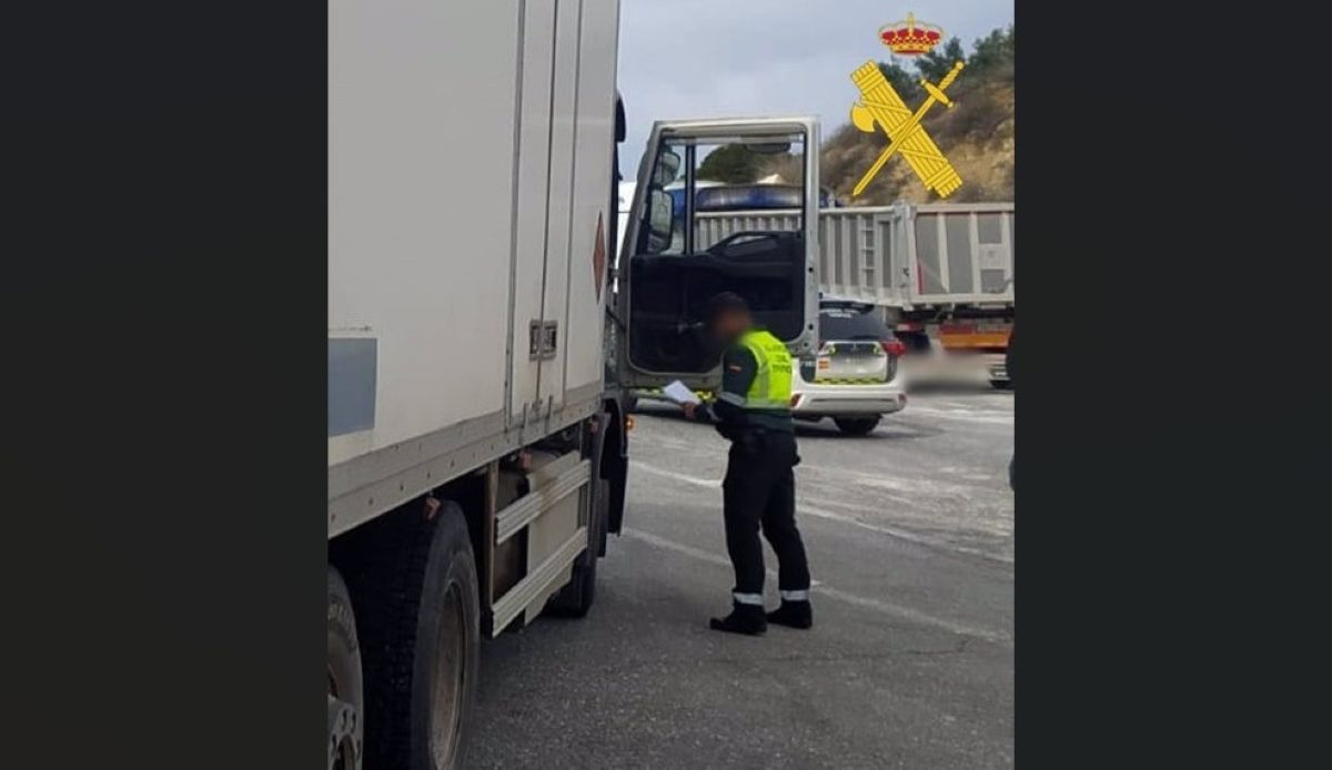 Imagen del camión interceptado. Foto: Guardia Civil