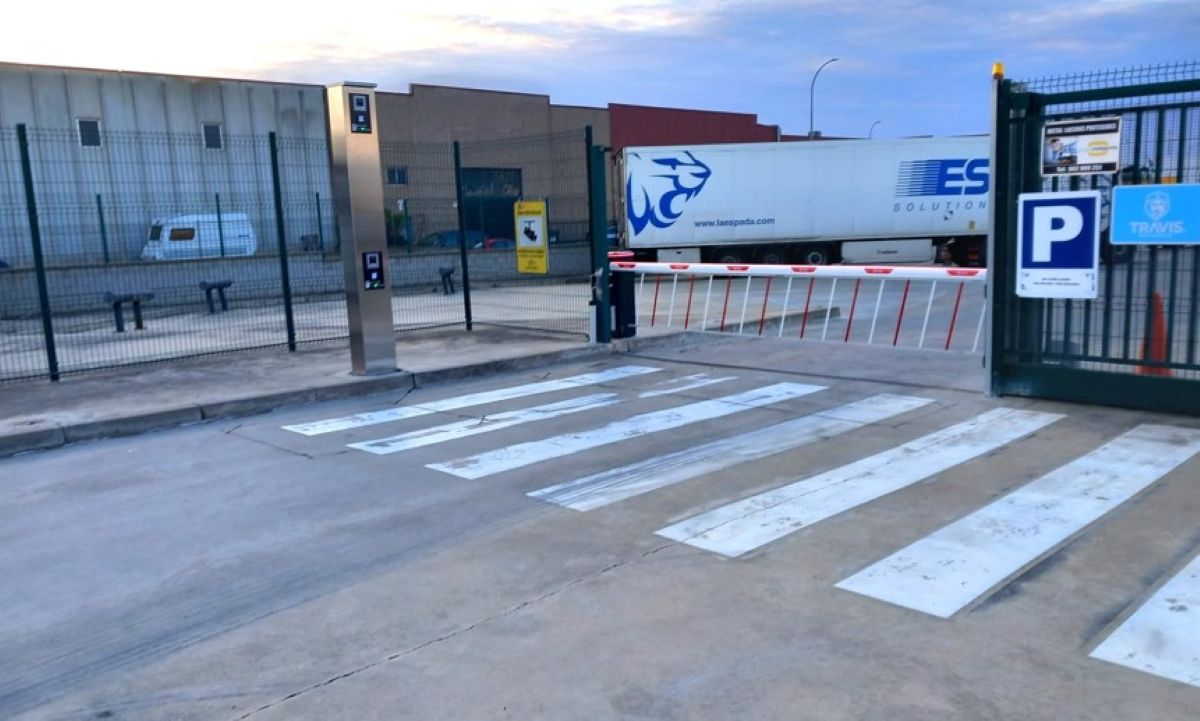 Imagen de acceso al aparcamiento. Foto: CIMALSA