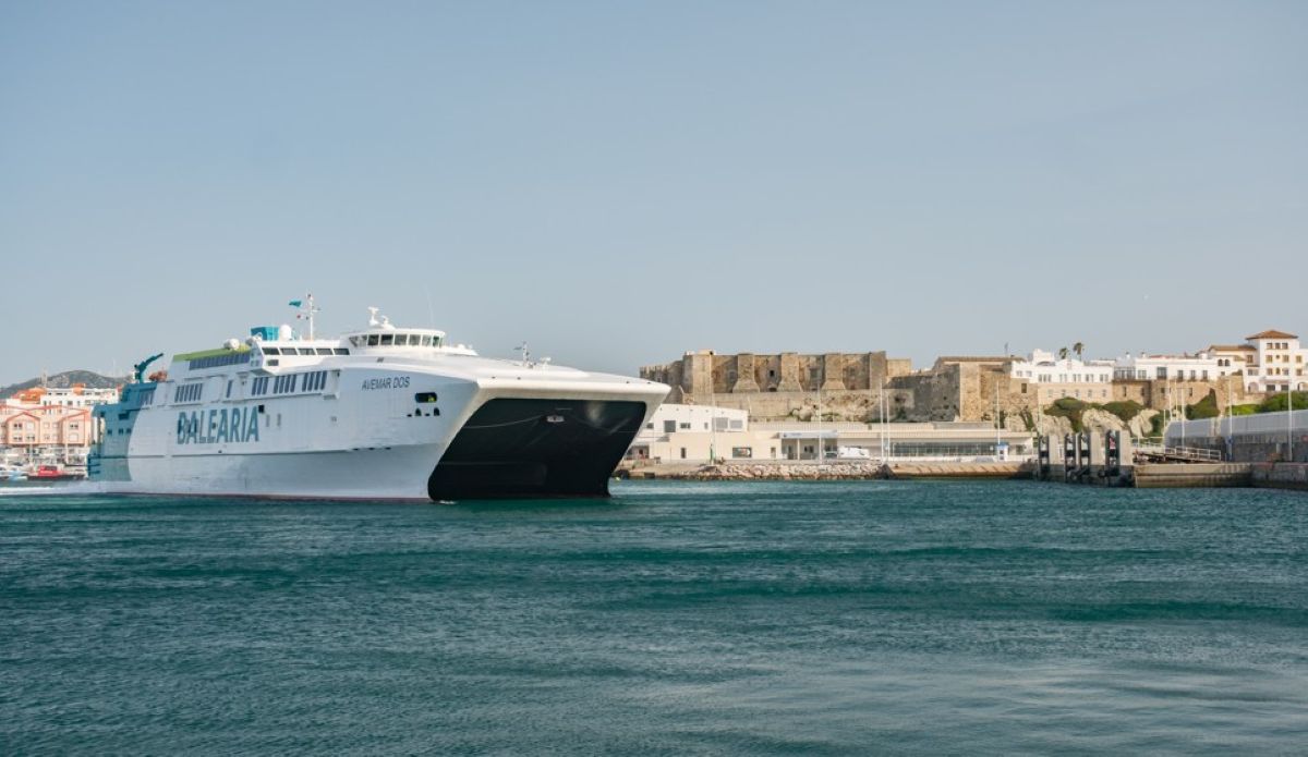 Imagen del fast ferry Avemar Dos. Foto: Baleària