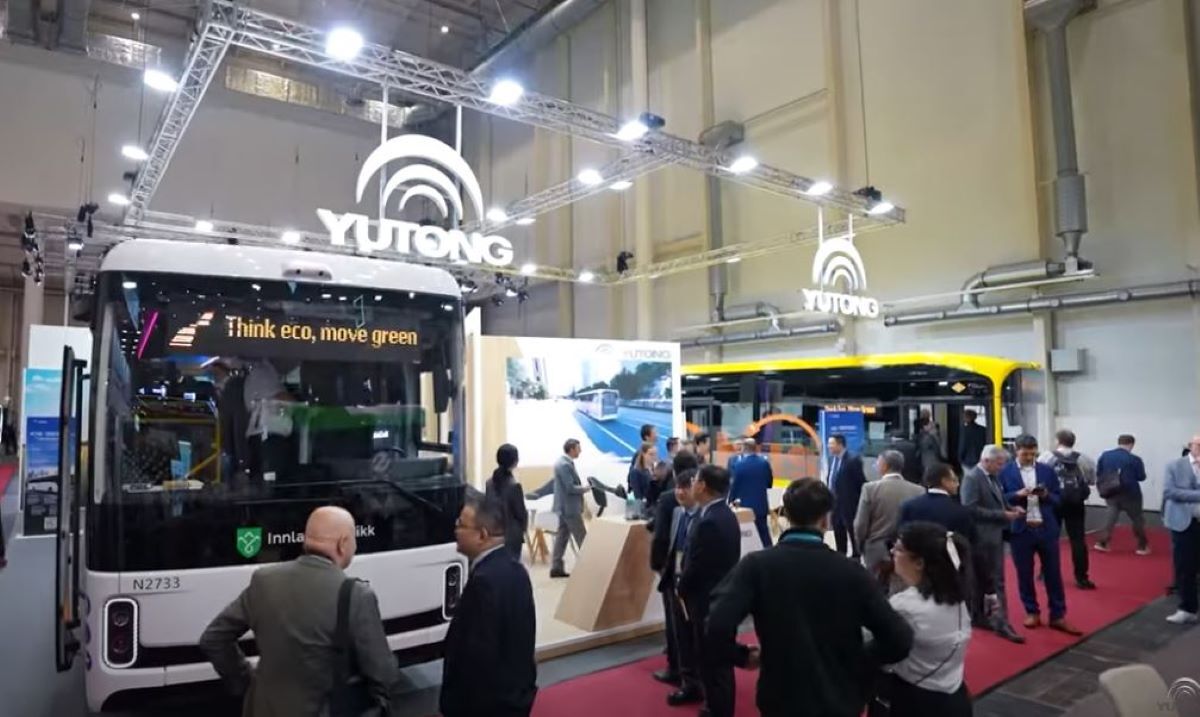Yutong presenta el autobús interurbano eléctrico de nueva generación IC12E en la Cumbre UITP de Hamburgo 2025. Fotos y vídeo