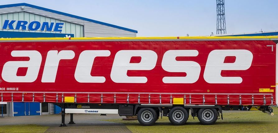 300 semirremolques Krone Mega Liner especiales para transporte ferroviario para Arcese
