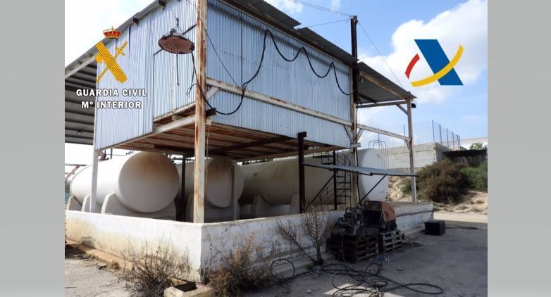 Depósitos en los que se almacenaba gasoil adulterado