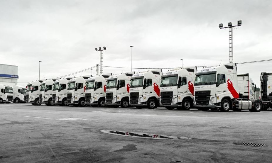 40 tractoras Volvo FH 460 con I-Save se unen a la flota de El Mosca