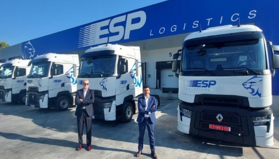 A.T. La Espada-ESP Solutions incorpora 200 tractoras Renault T High 520 a su flota