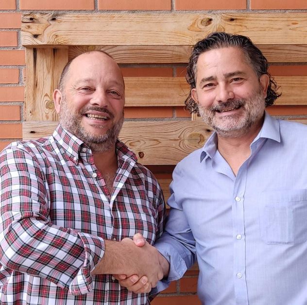 AET y Sateliun se alían para ayudar a los transportistas a evitar multas