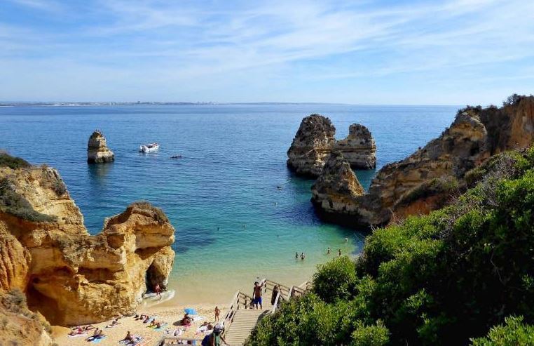 Un playa del Algarve en Portugal