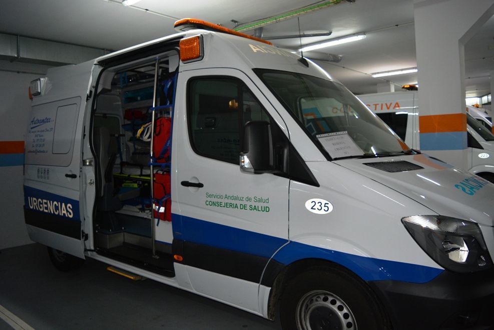 Imagen de una ambulancia de Andalucia