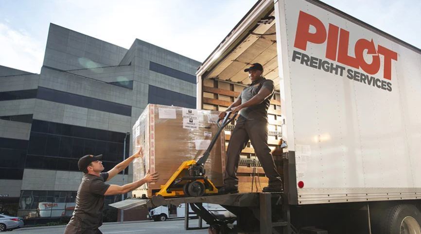 AP Moller-Maersk adquirirá Pilot Freight Services, para realizar transporte por carretera en Estados Unidos